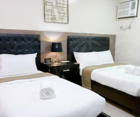 Bumble V Subic Hotel Olongapo Exterior foto